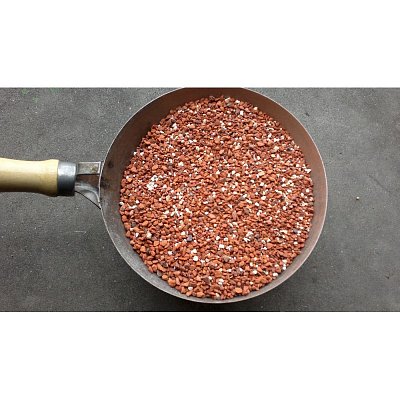 Kampol Grit pre holuby červený 25 kg